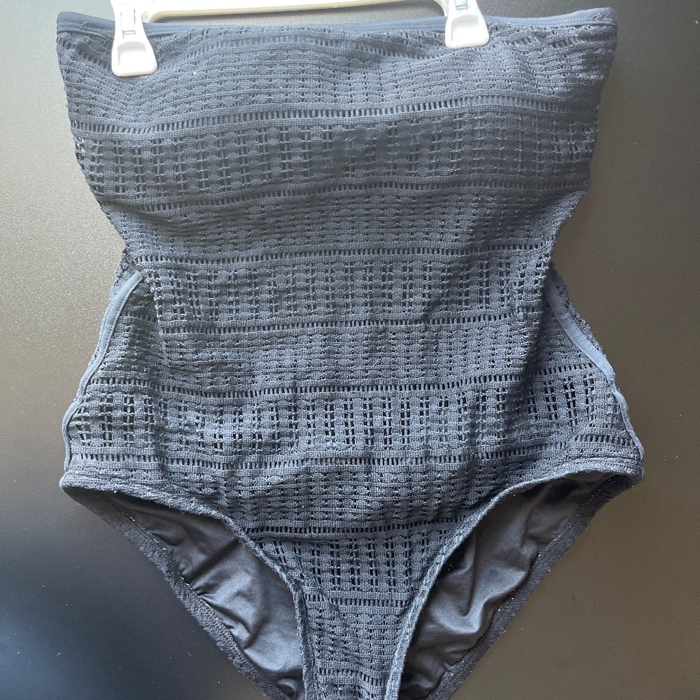 Anne Cole black strapless swimsuit